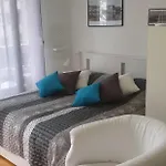 Cozy Aurelio *