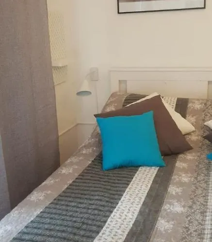 Cozy Aurelio شقة *